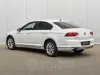 Volkswagen Passat Thumbnail 2